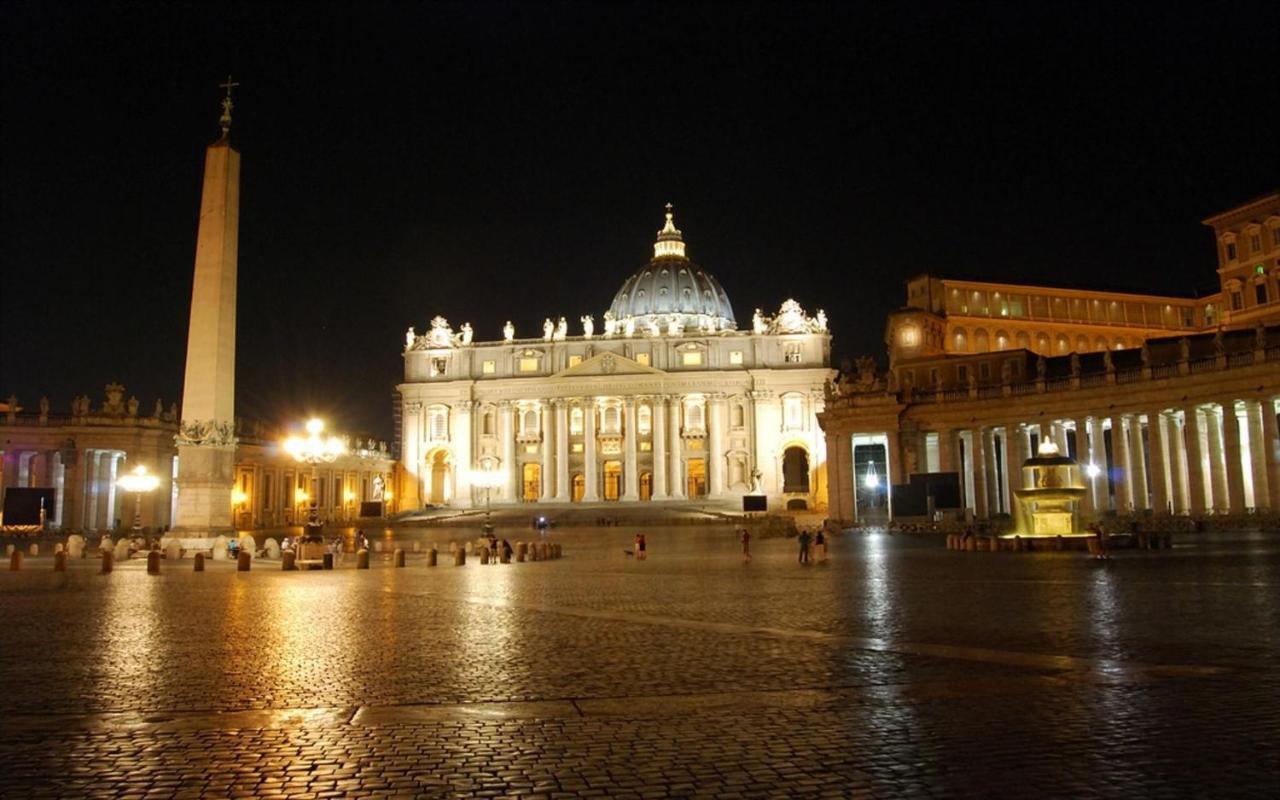 285 Vatican Gasthuis 3*